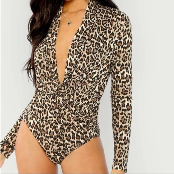 SHEIN Tops - Leopard Bodysuit ✨